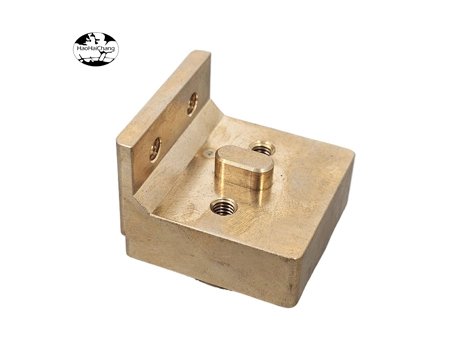 HHC-1104  CNC precision machined brass Threaded valve block